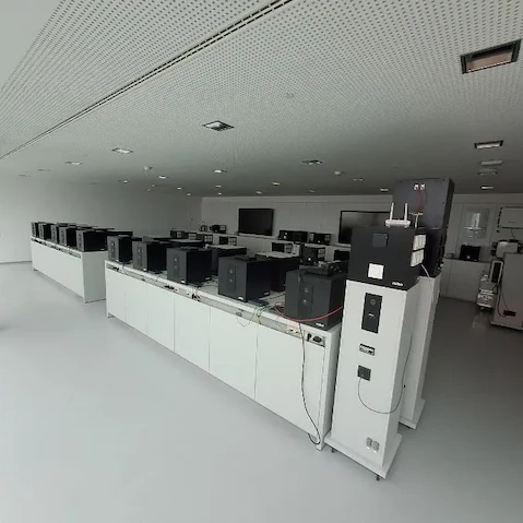 Technische opleidingen in Oost-Vlaanderen nu ook bij Niko in Sint-Niklaas - SBM